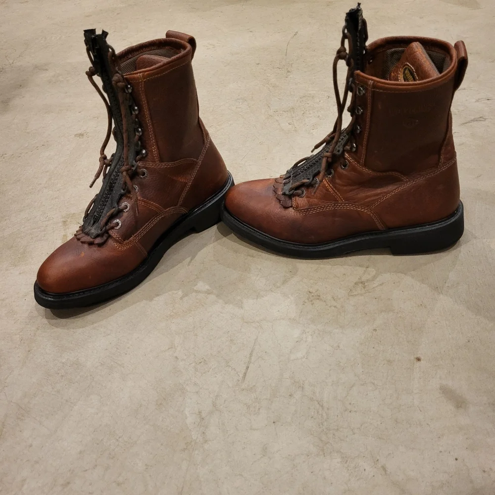Wolverine size 11 M brown leather zip up boots